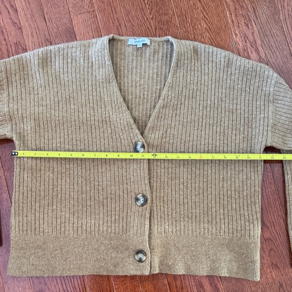 Madewell Camel Button-Up Cardigan, M - Picture 6 of 7